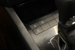 harmaa Skoda Octavia 2020 kuva 22.
