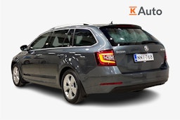 harmaa Skoda Octavia 2020 kuva 2.