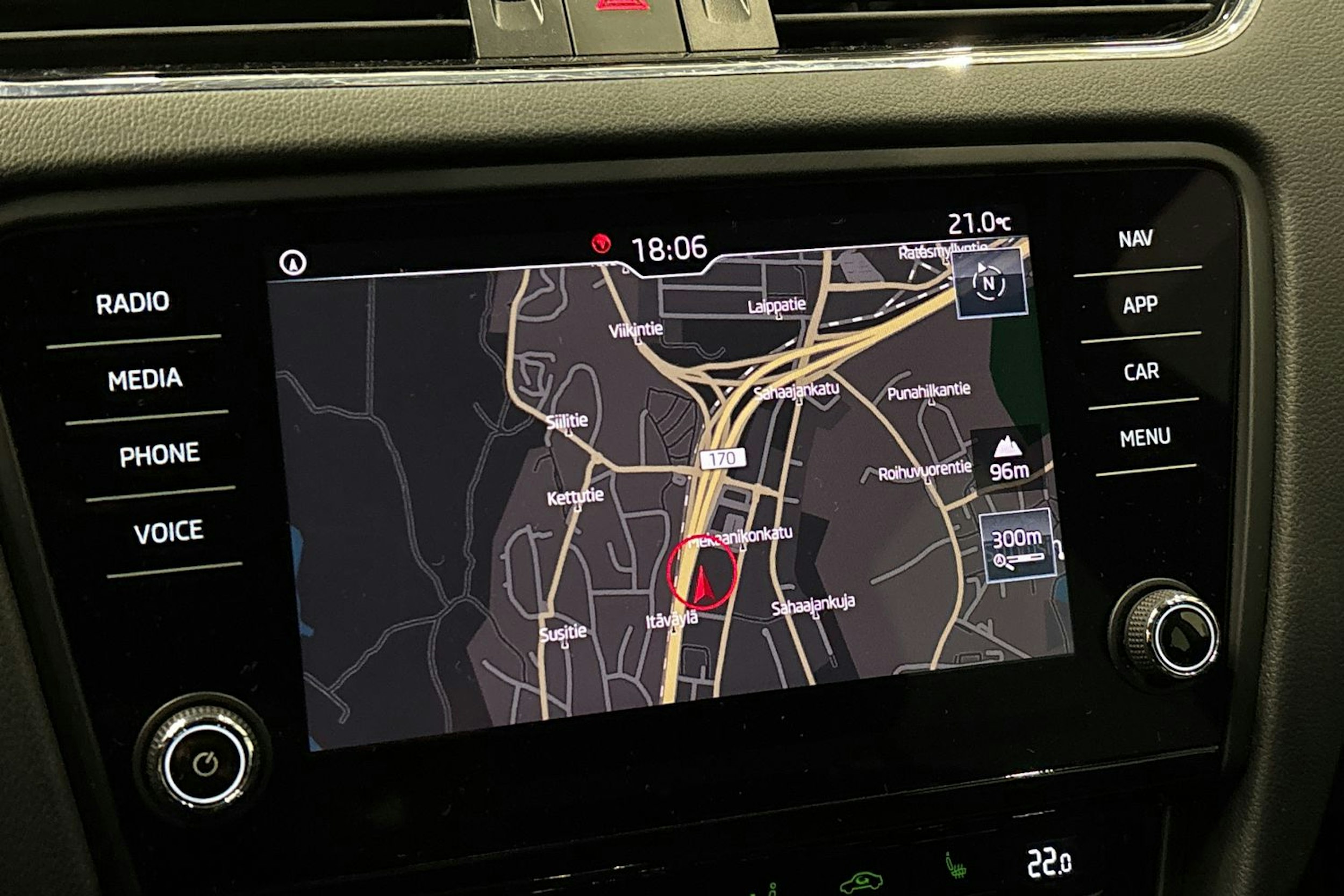 harmaa Skoda Octavia 2020 kuva 22.