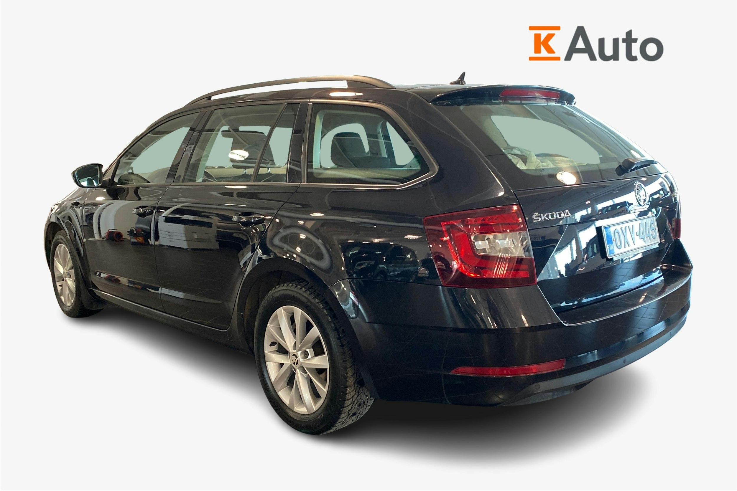 Musta Skoda OCTAVIA 2020 kuva 2.