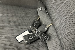 valkoinen Skoda Octavia 2020 kuva 28.