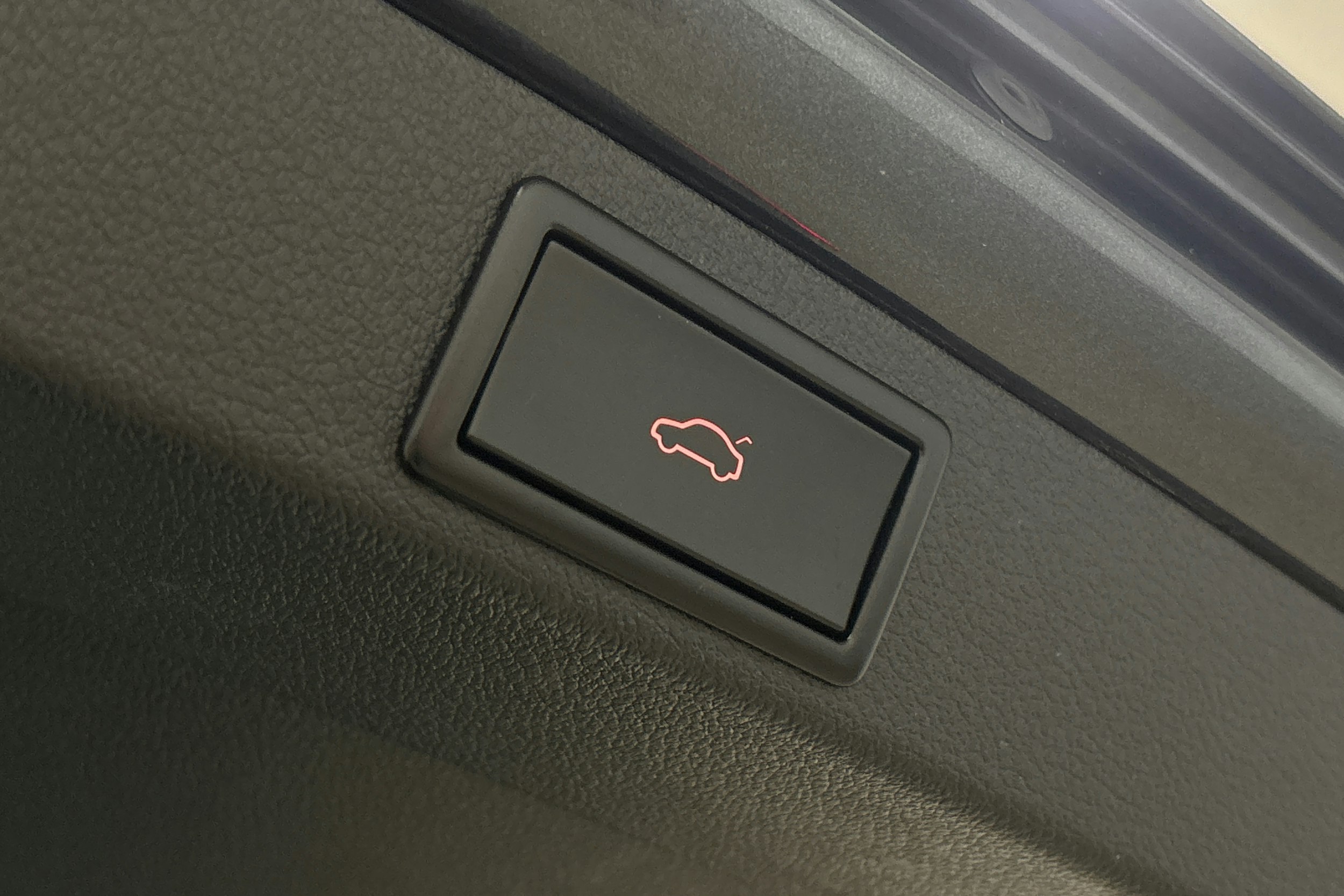 harmaa Skoda Octavia 2020 kuva 15.