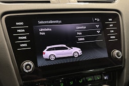 harmaa Skoda Octavia 2020 kuva 29.