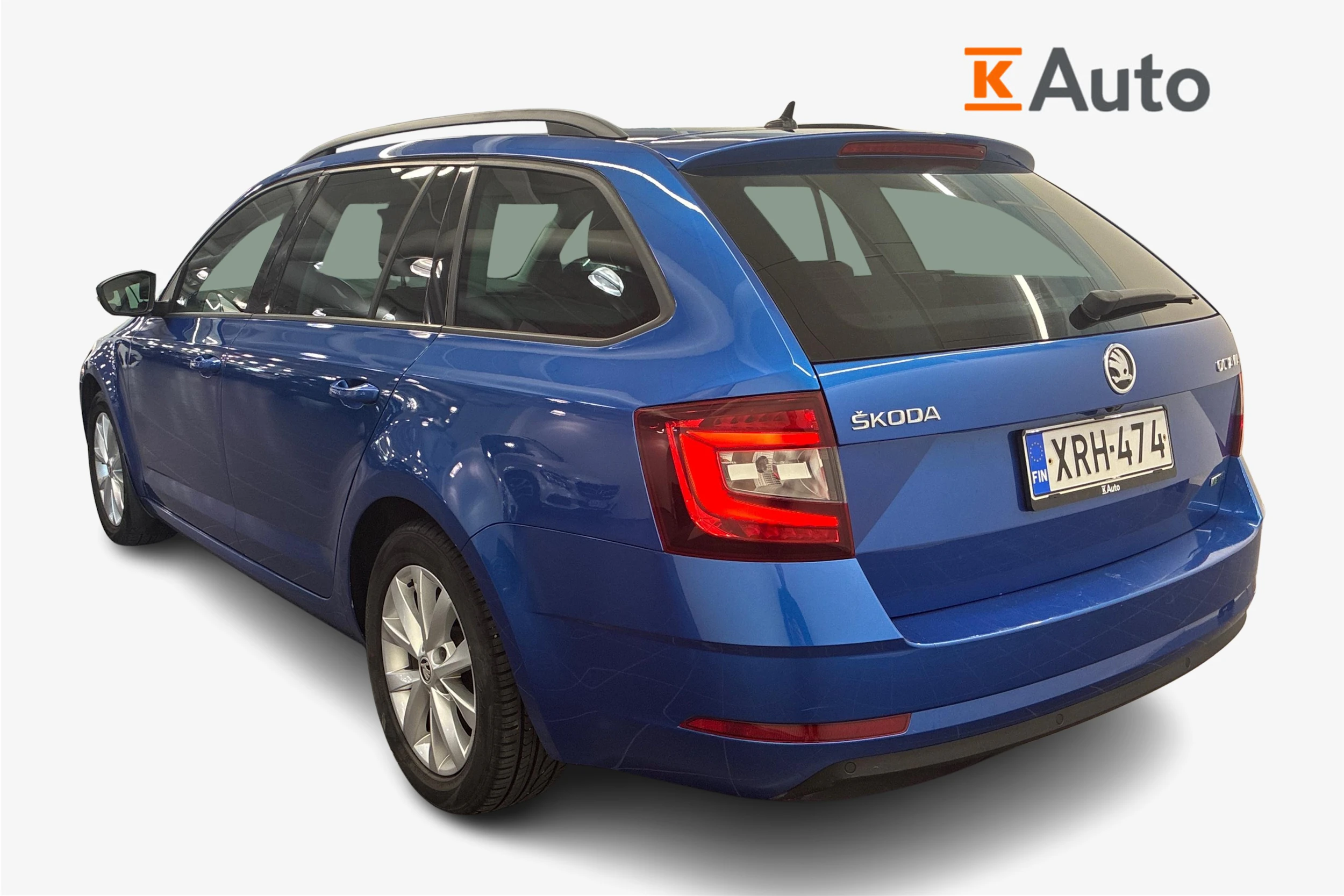 sininen Skoda Octavia 2020 kuva 2.