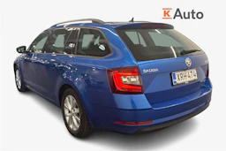 sininen Skoda Octavia 2020 kuva 2.