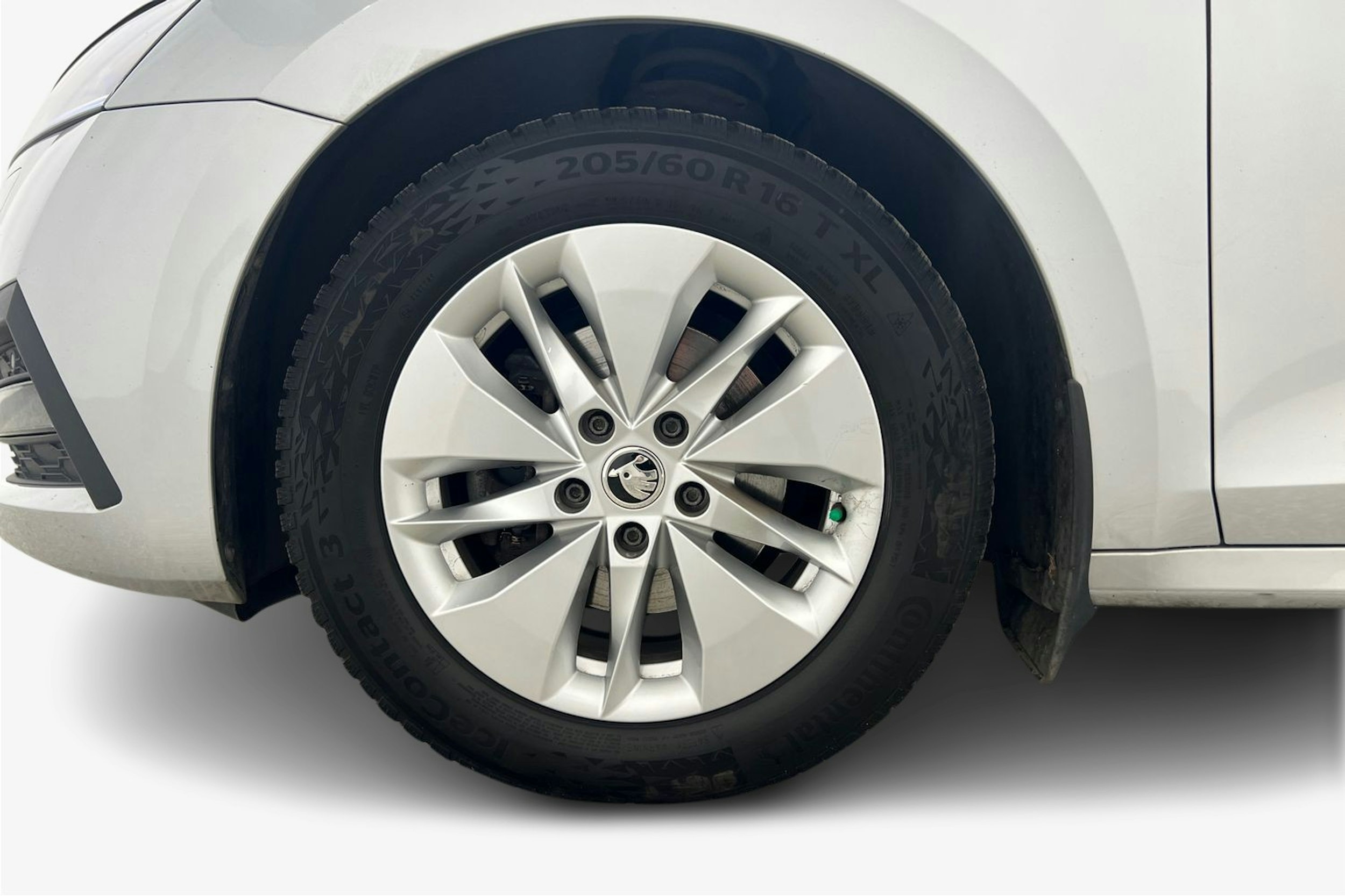 harmaa Skoda Octavia 2020 kuva 11.