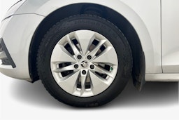 harmaa Skoda Octavia 2020 kuva 11.