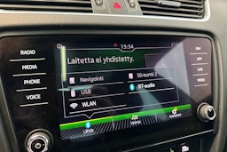 harmaa Skoda Octavia 2020 kuva 27.