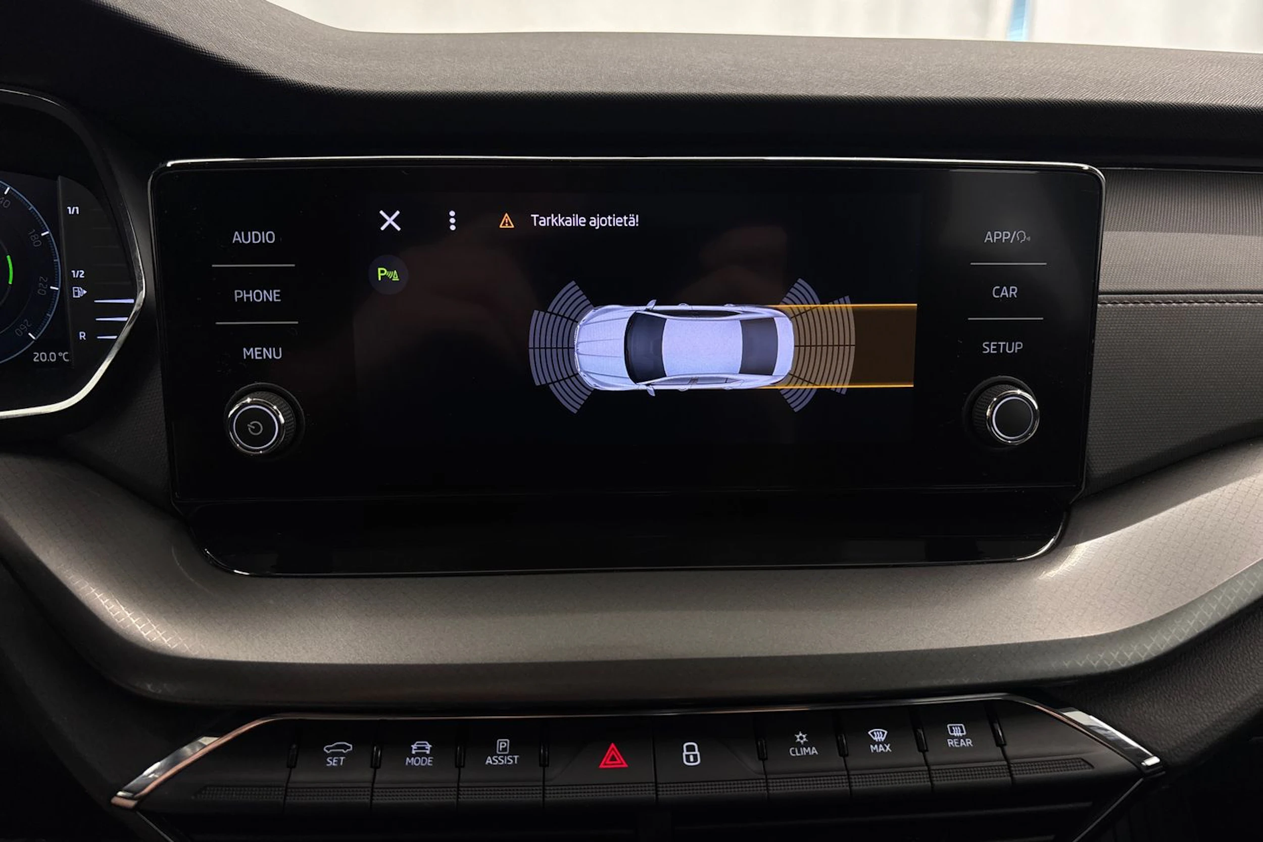 valkoinen Skoda Octavia 2021 kuva 15.