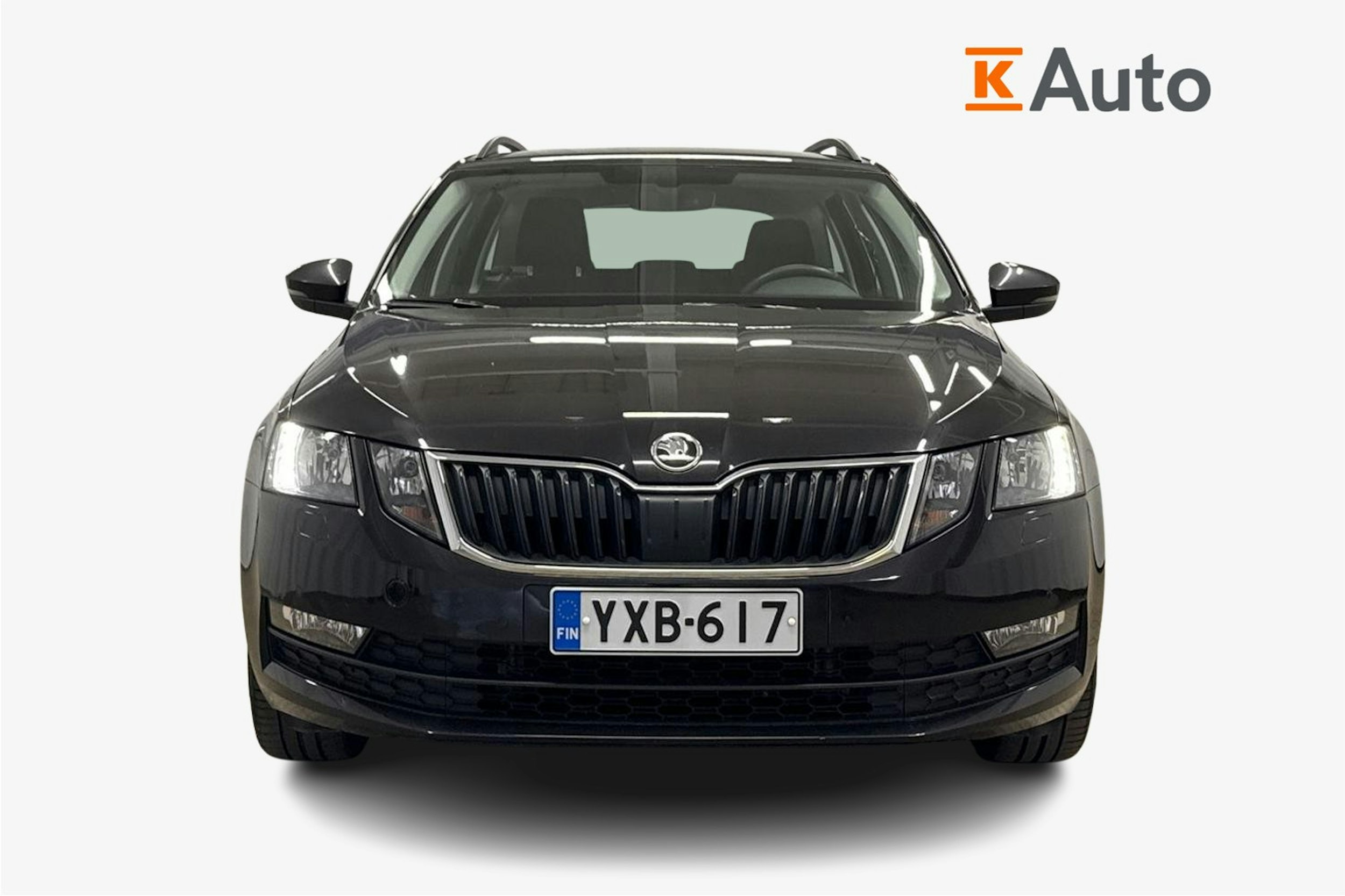 musta Skoda Octavia 2020 kuva 5.