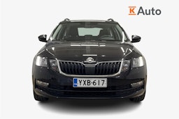 musta Skoda Octavia 2020 kuva 5.