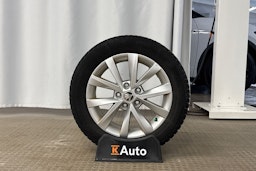 musta Skoda Octavia 2020 kuva 13.