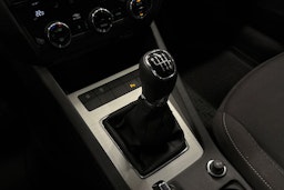 musta Skoda Octavia 2020 kuva 22.