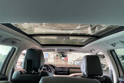 valkoinen Skoda Octavia 2020 kuva 15.