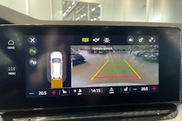 valkoinen Skoda Octavia 2020 kuva 25.