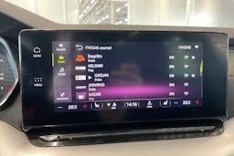 valkoinen Skoda Octavia 2020 kuva 30.