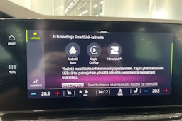 valkoinen Skoda Octavia 2020 kuva 33.