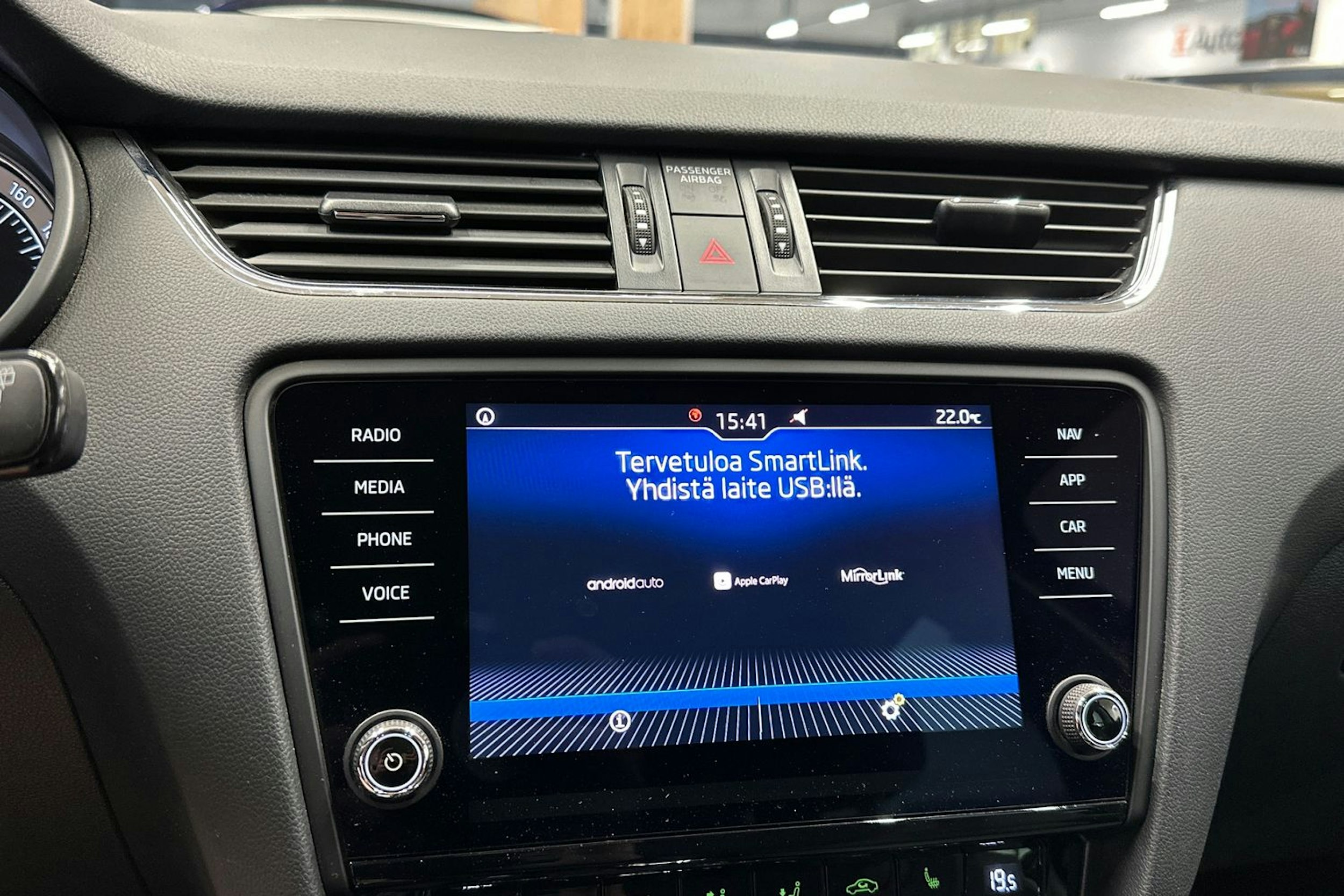 sininen Skoda Octavia 2020 kuva 20.
