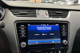 sininen Skoda Octavia 2020 kuva 20.