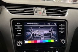 sininen Skoda Octavia 2020 kuva 22.