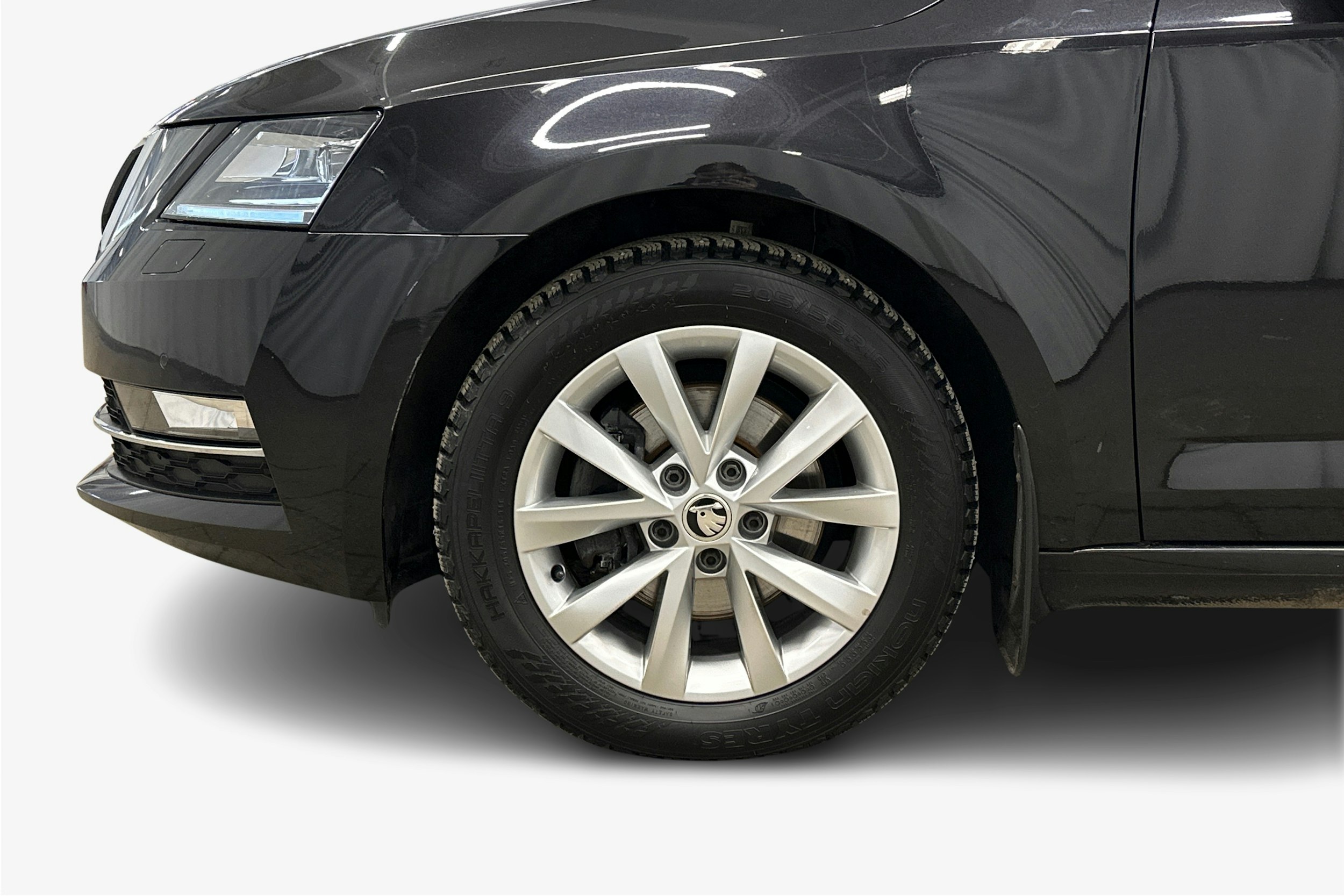 musta Skoda Octavia 2020 kuva 9.