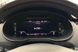 musta Skoda Octavia 2020 kuva 19.