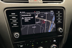 musta Skoda Octavia 2020 kuva 25.