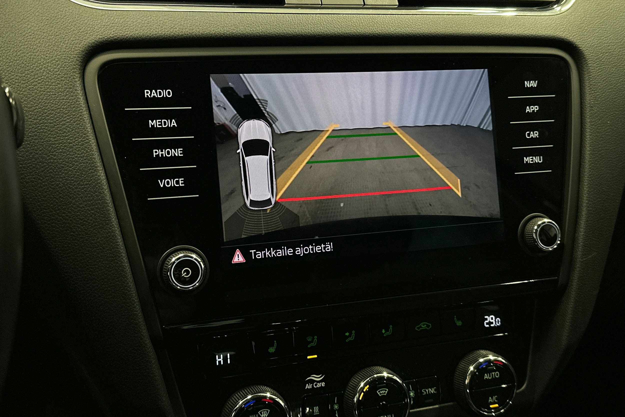 musta Skoda Octavia 2020 kuva 29.