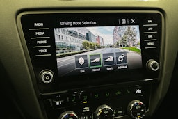 musta Skoda Octavia 2020 kuva 30.