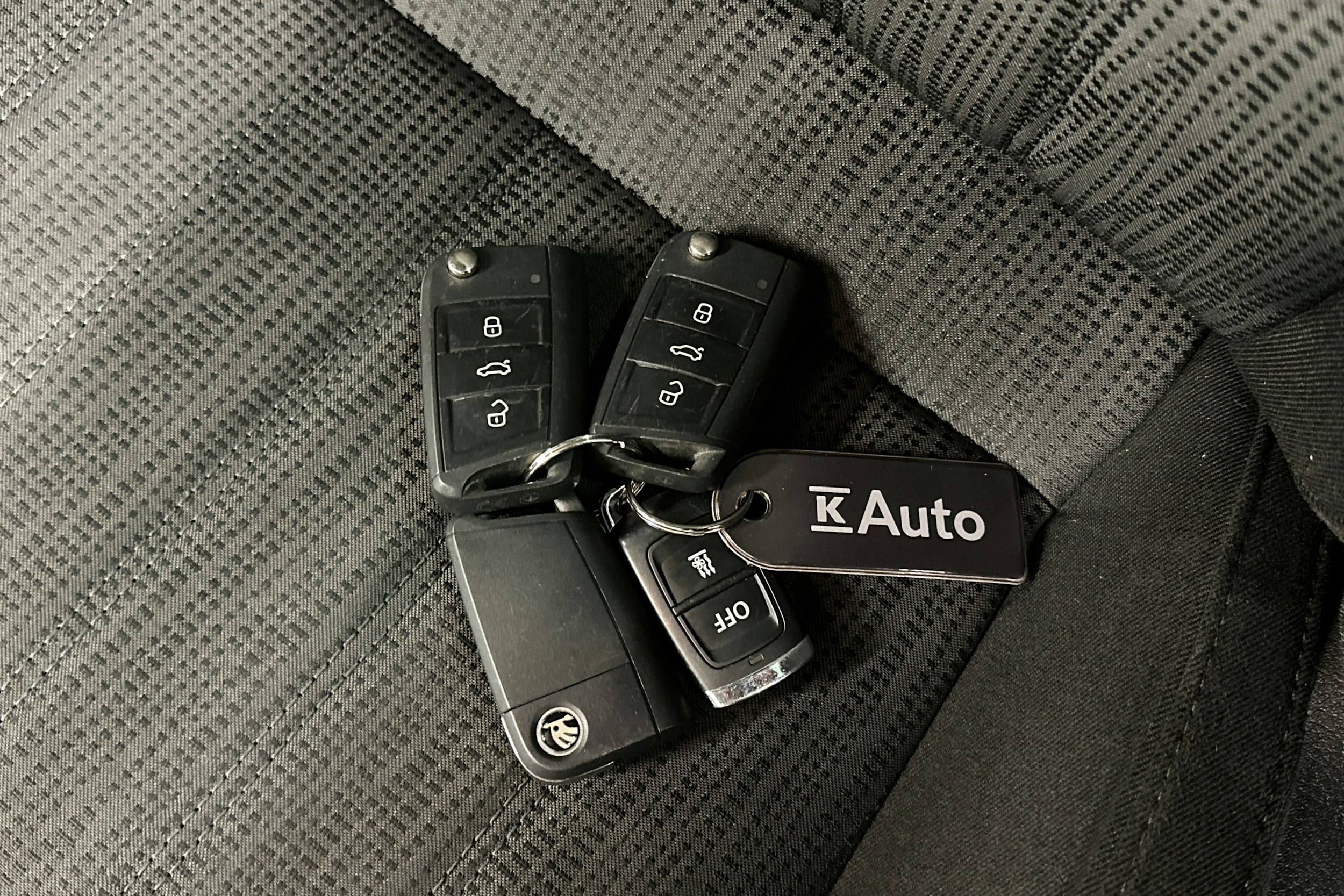 musta Skoda Octavia 2020 kuva 34.