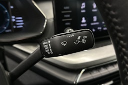 harmaa Skoda Octavia 2020 kuva 25.