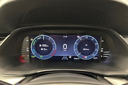 harmaa Skoda Octavia 2021 kuva 18.