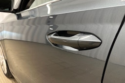 harmaa Skoda Octavia 2021 kuva 32.
