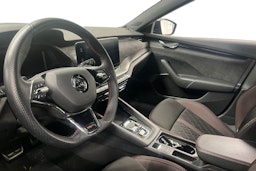 Harmaa Skoda OCTAVIA 2021 kuva 3.