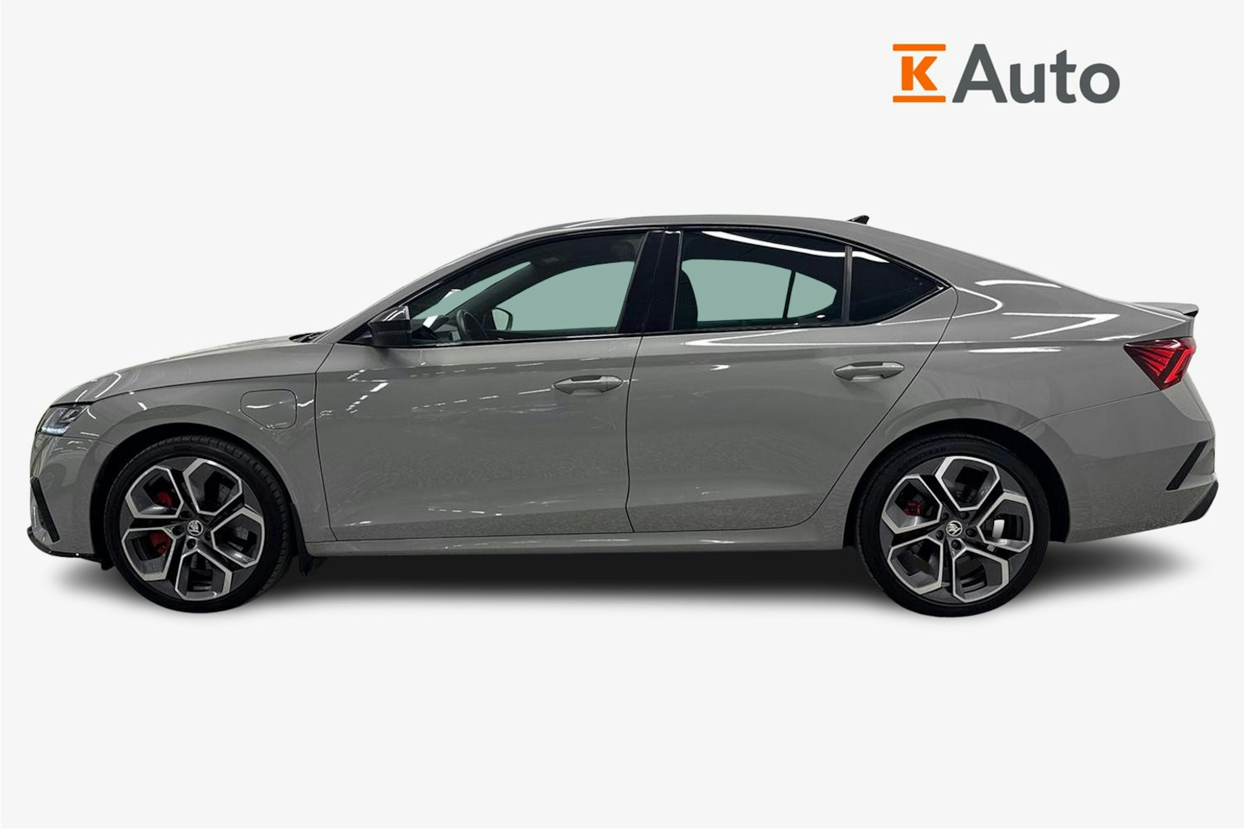 Harmaa Skoda OCTAVIA 2021 kuva 5.