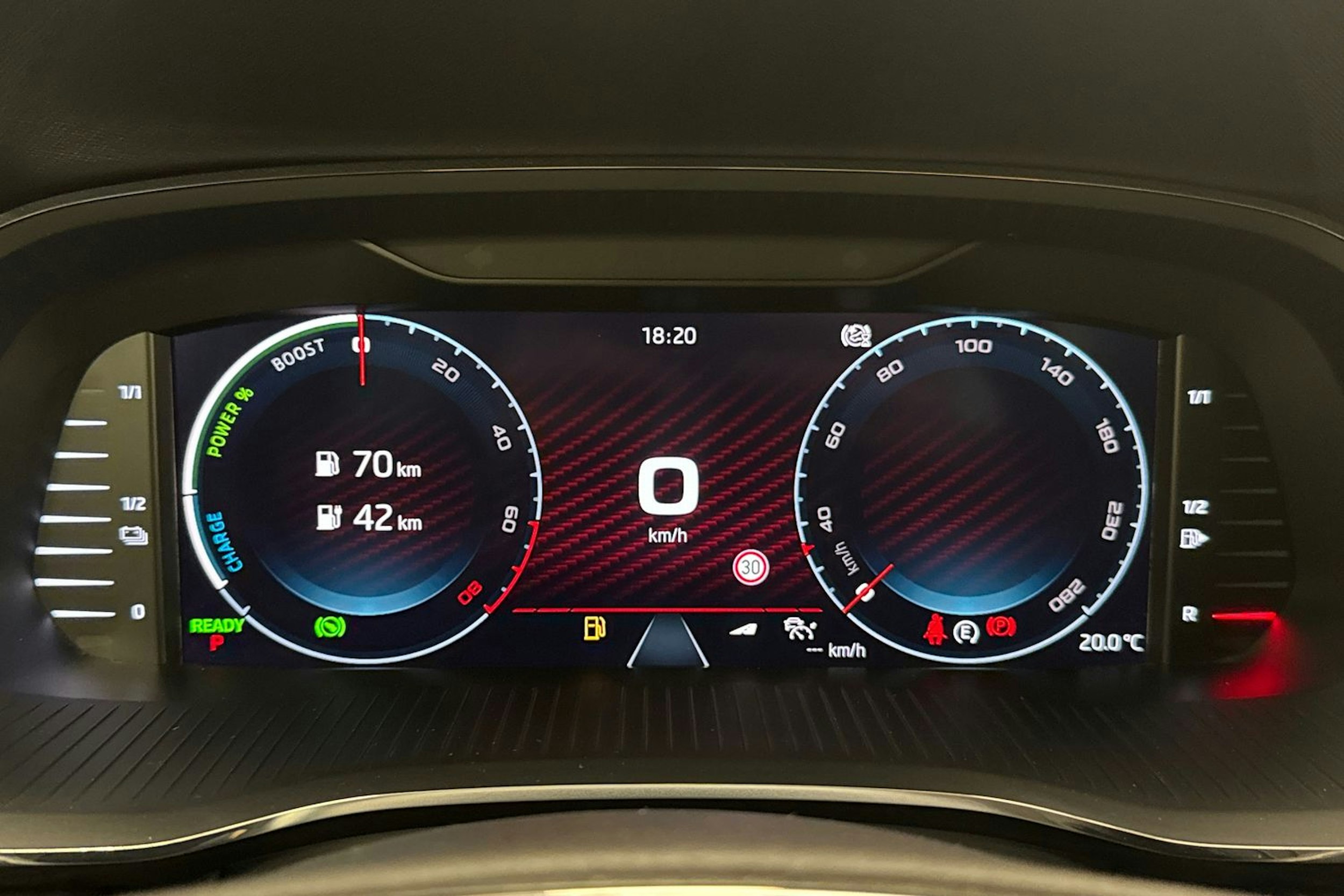 Harmaa Skoda OCTAVIA 2021 kuva 16.