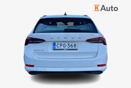 Valkoinen Skoda OCTAVIA 2021 kuva 3.