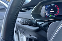 Valkoinen Skoda OCTAVIA 2021 kuva 15.
