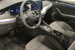 met. sininen Skoda Octavia 2021 kuva 7.