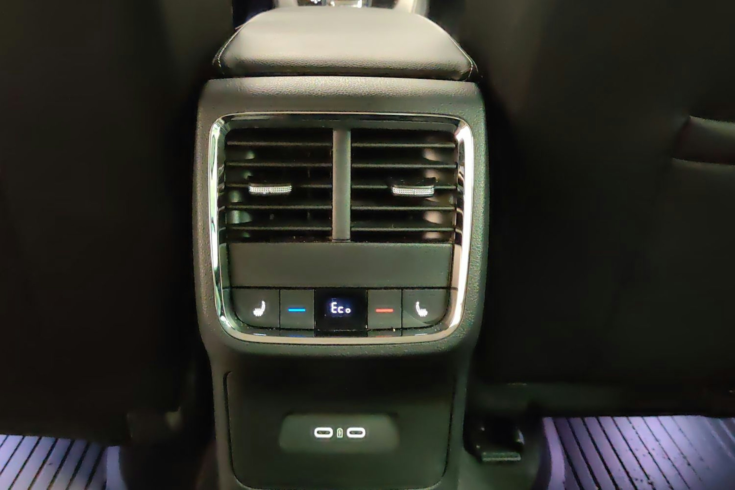met. sininen Skoda Octavia 2021 kuva 16.