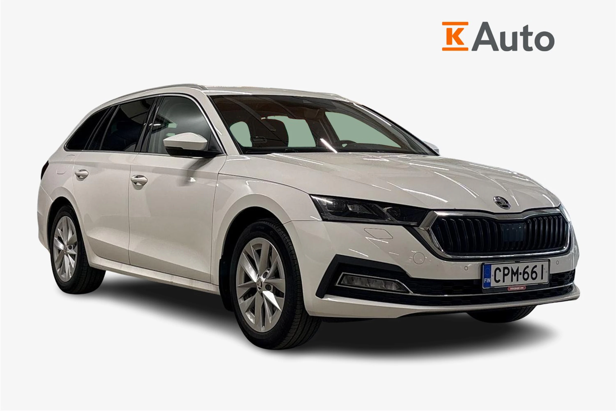 valkoinen Skoda Octavia 2021 kuva 1.