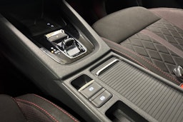 musta Skoda Octavia 2021 kuva 21.