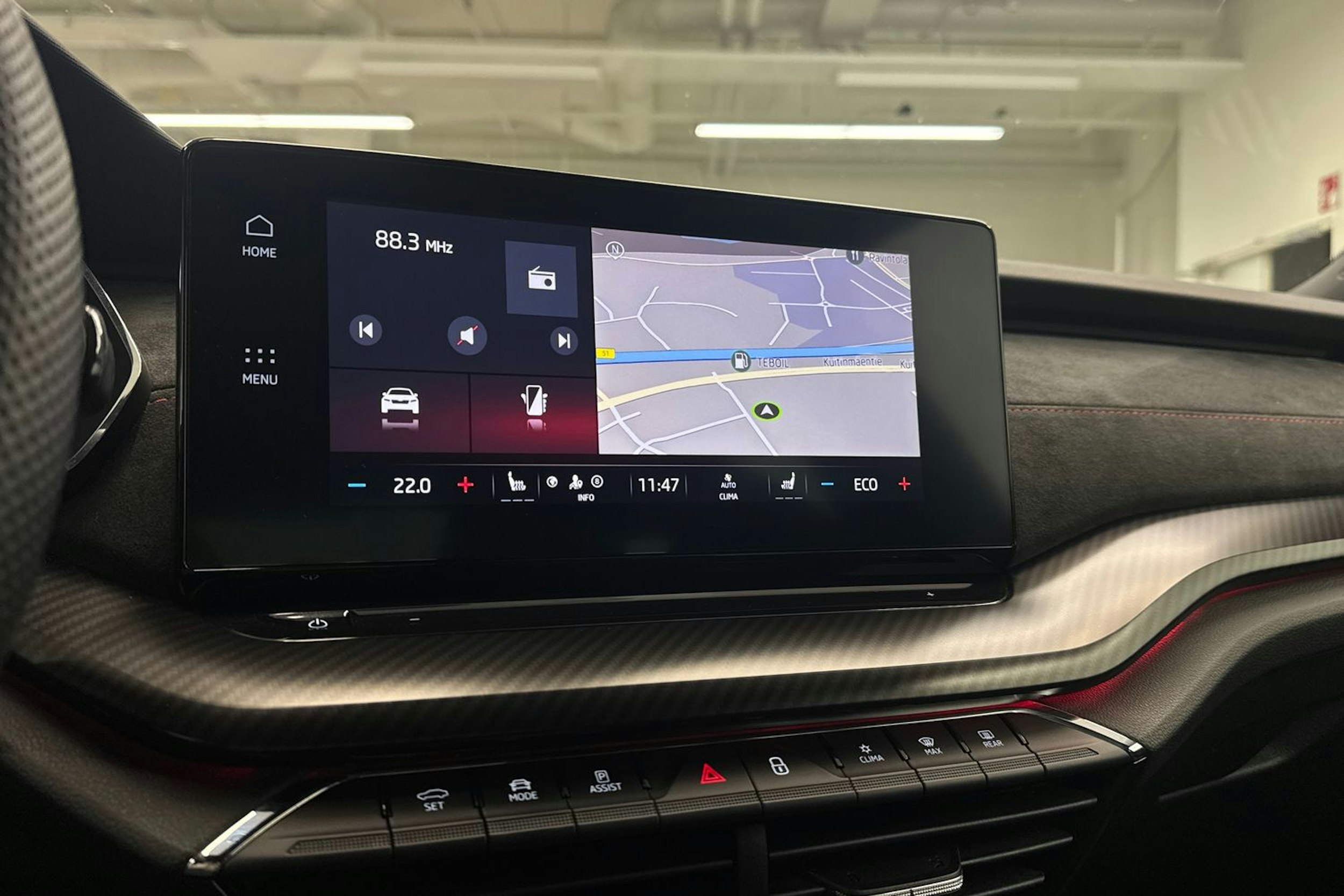 harmaa Skoda Octavia 2021 kuva 23.