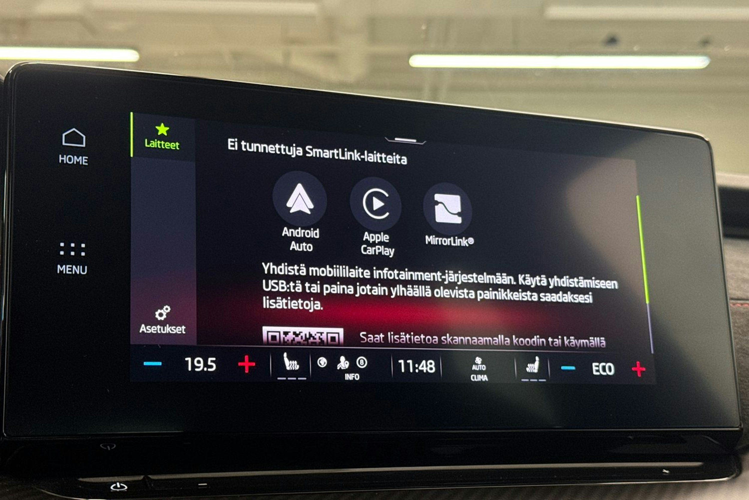 harmaa Skoda Octavia 2021 kuva 28.