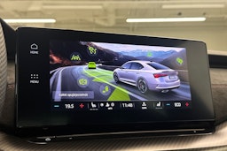 harmaa Skoda Octavia 2021 kuva 30.