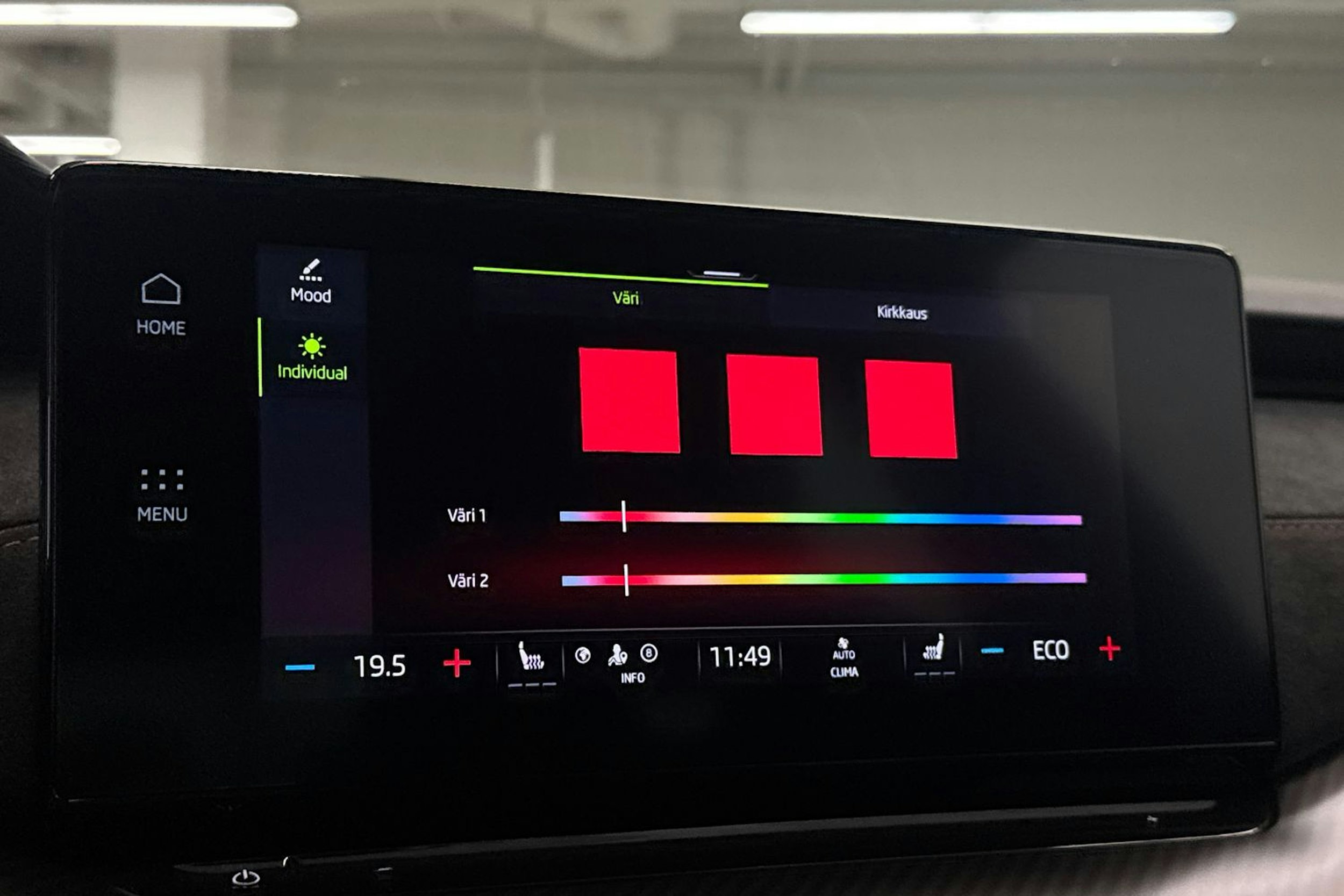 harmaa Skoda Octavia 2021 kuva 34.