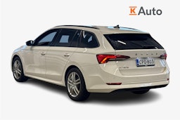 valkoinen Skoda Octavia 2021 kuva 2.