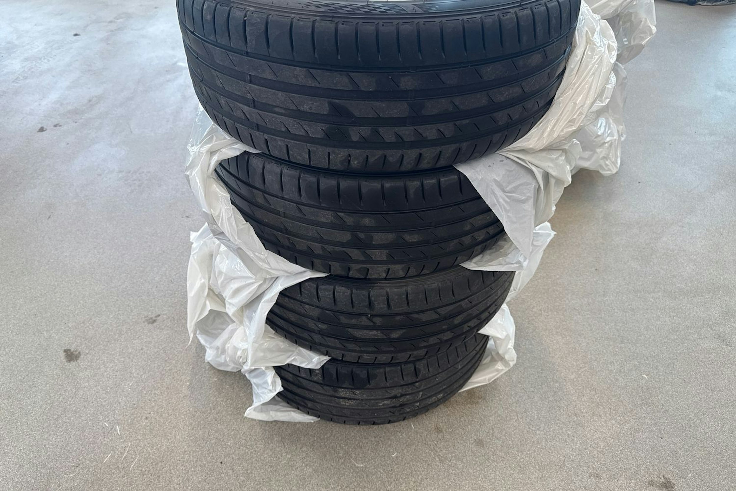 valkoinen Skoda Octavia 2021 kuva 14.