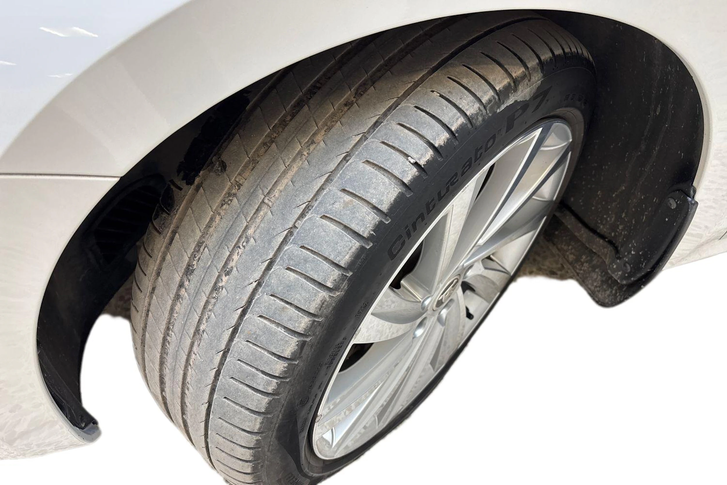 valkoinen Skoda Octavia 2021 kuva 9.