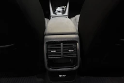 valkoinen Skoda Octavia 2021 kuva 13.